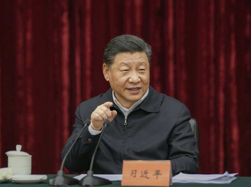 2019年4月15日至17日，中共中央總書記、國家主席、中央軍委主席習(xí)近平在重慶考察，并主持召開解決“兩不愁三保障”突出問題座談會。這是4月16日下午，習(xí)近平主持召開解決“兩不愁三保障”突出問題座談會并發(fā)表重要講話。新華社記者 謝環(huán)馳 攝