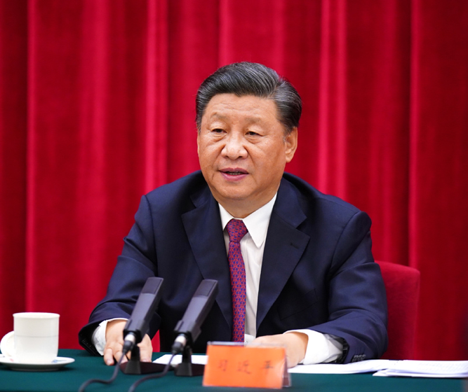 2020年9月3日下午，中共中央、國務(wù)院、中央軍委在北京人民大會堂舉行座談會，紀念中國人民抗日戰(zhàn)爭暨世界反法西斯戰(zhàn)爭勝利75周年。中共中央總書記、國家主席、中央軍委主席習近平出席座談會并發(fā)表重要講話。新華社記者 謝環(huán)馳 攝