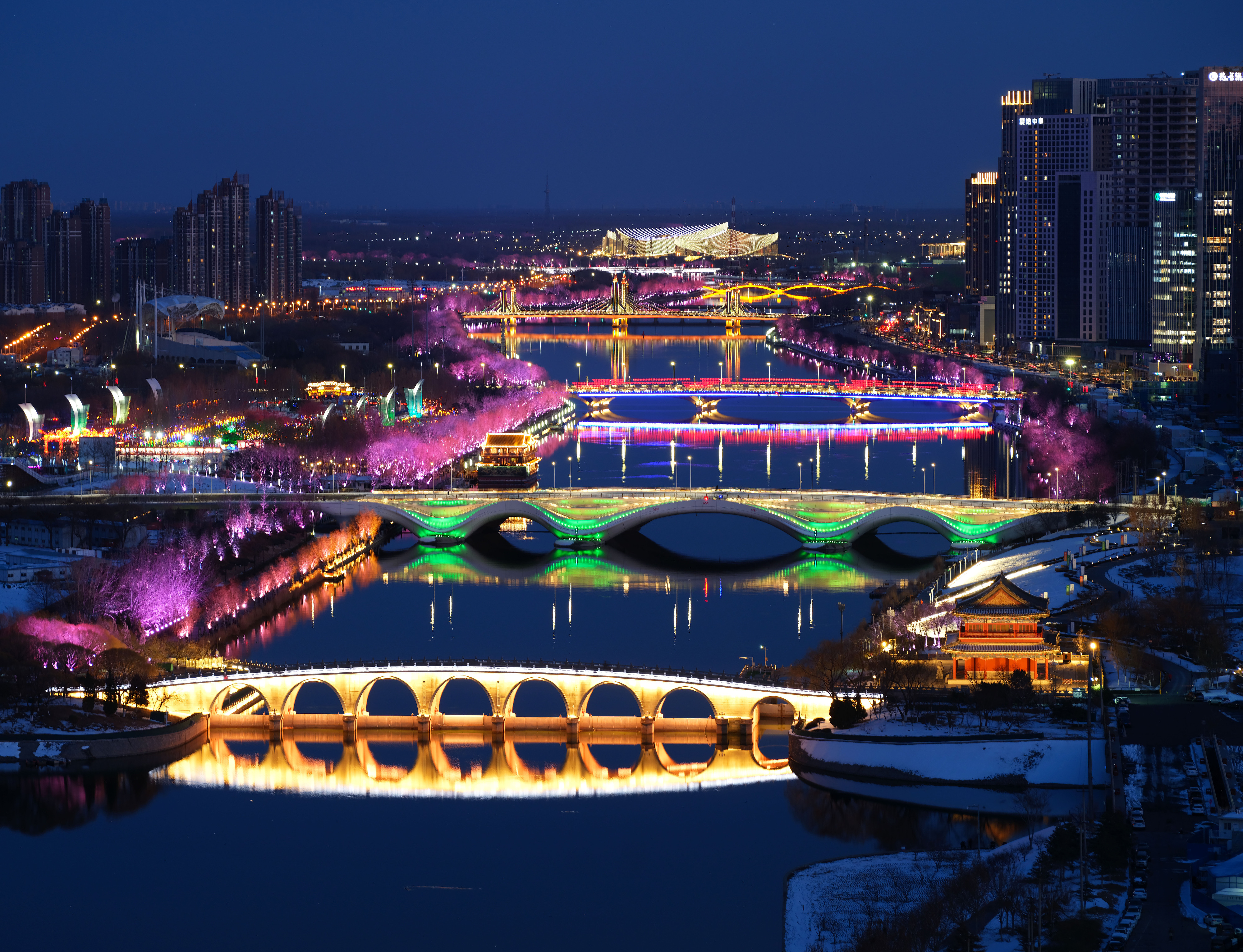 2024年2月22日，京杭大運(yùn)河北京通州段夜景。